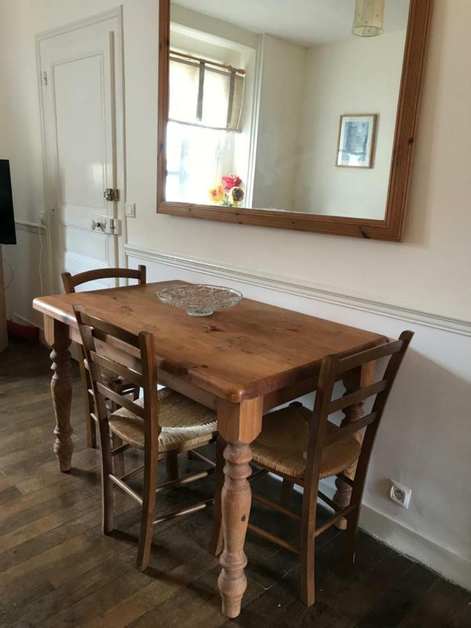 Le Petit Logement Appartement Pre-en-Pail-Saint-Samson Buitenkant foto